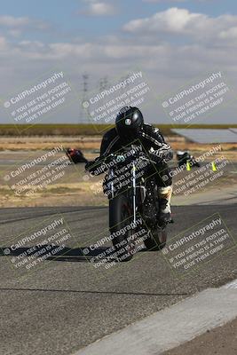 media/Nov-03-2024-TrackDaz (Sun) [[44580f4982]]/B Group/1220pm (Wheelie Bump)/